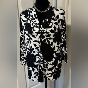 NWT Talbots Woman Black and White V-Neck Top